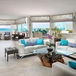 Miramare لاتينا