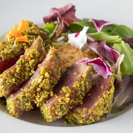 Miramare Отель Латина