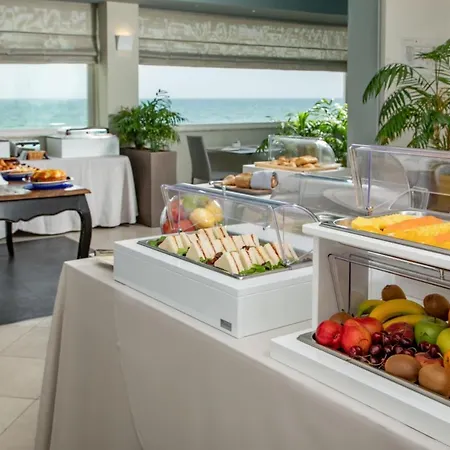 Miramare 4* Latina