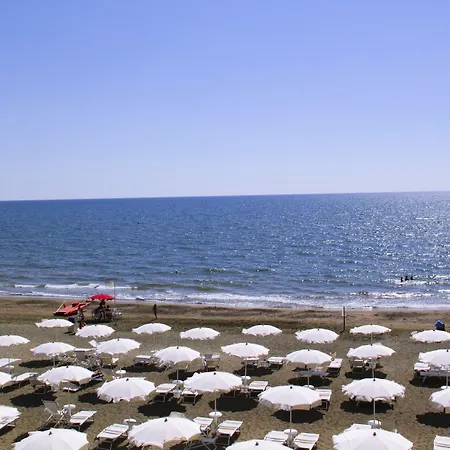 Miramare Отель 4*